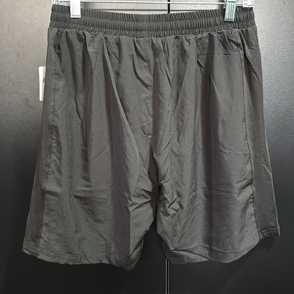 PUMA Woven Athletic drawstring elastic waist,2 hip pocket,inner boxer lined - Picture 5 of 8